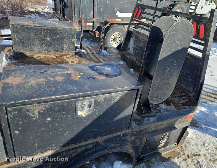 image for item LB9729 Flatbed