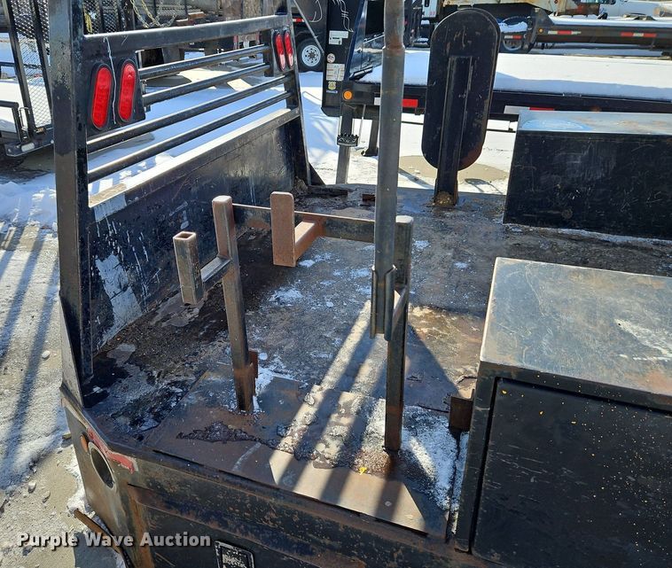 image for item LB9729 Flatbed