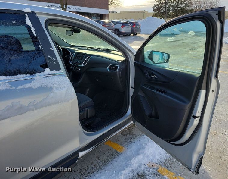 image for item LC9788 2022 Chevrolet Equinox  SUV