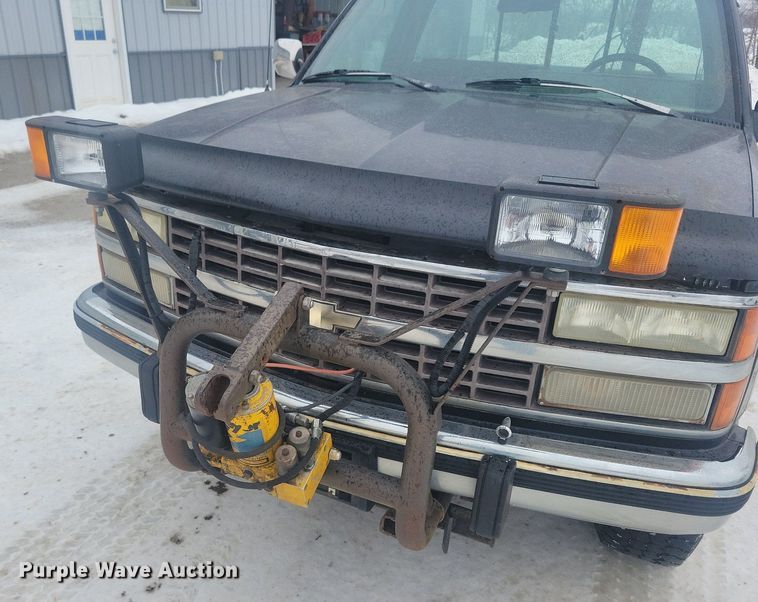 image for item LC9792 1991 Chevrolet 1500 Silverado pickup truck