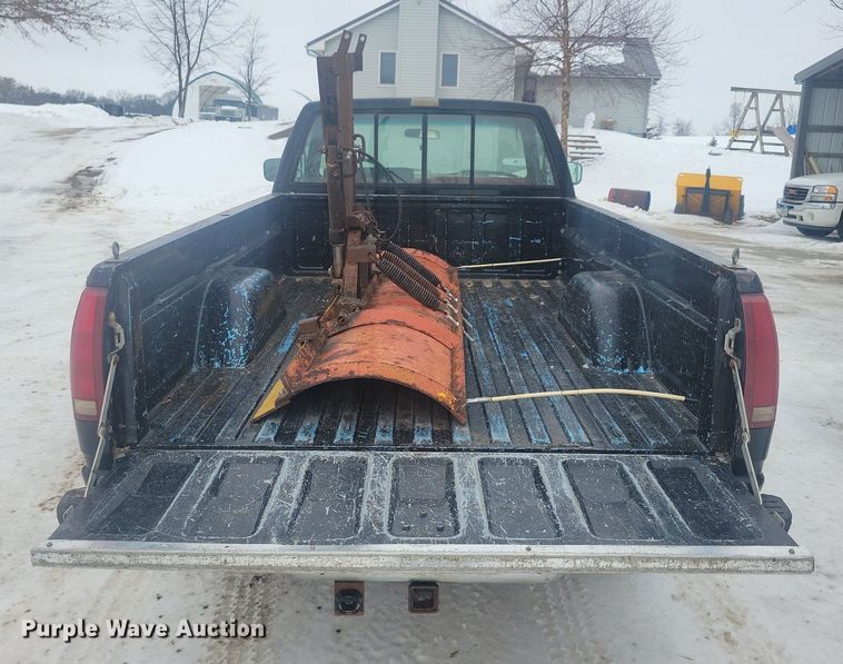 image for item LC9792 1991 Chevrolet 1500 Silverado pickup truck