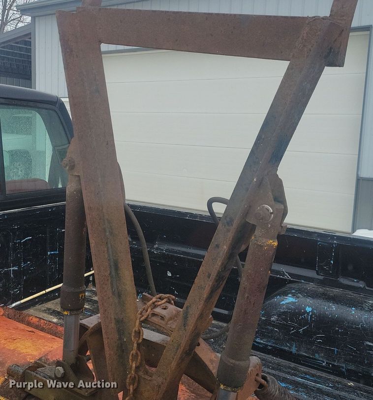 image for item LC9792 1991 Chevrolet 1500 Silverado pickup truck