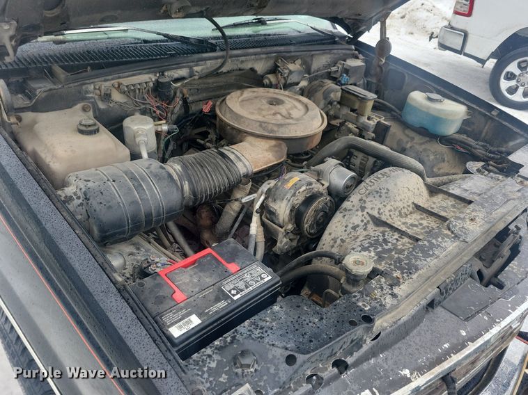 image for item LC9792 1991 Chevrolet 1500 Silverado pickup truck