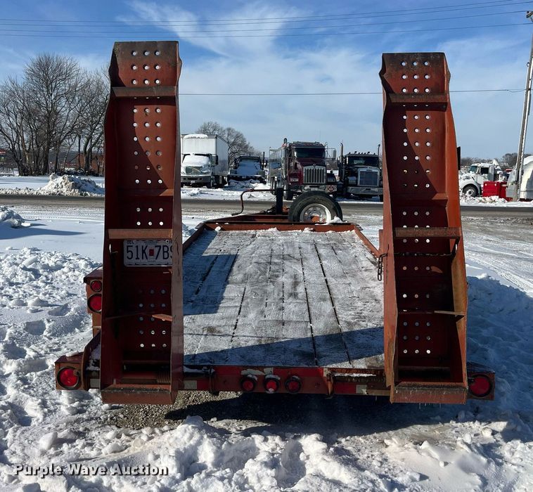 image for item LD9297 2003 Belshe Industries WB12 equipment trailer