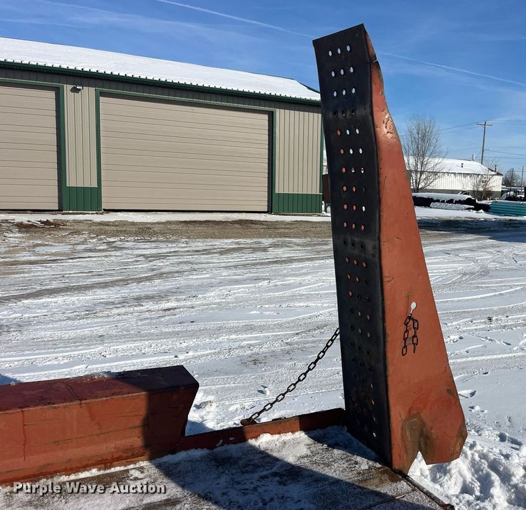 image for item LD9297 2003 Belshe Industries WB12 equipment trailer