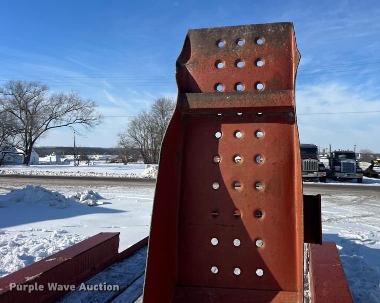 image for item LD9297 2003 Belshe Industries WB12 equipment trailer