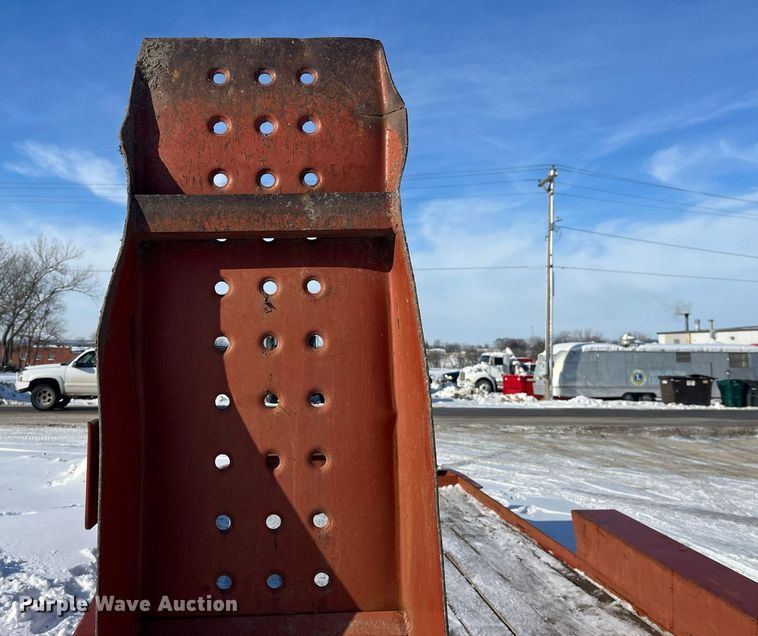 image for item LD9297 2003 Belshe Industries WB12 equipment trailer