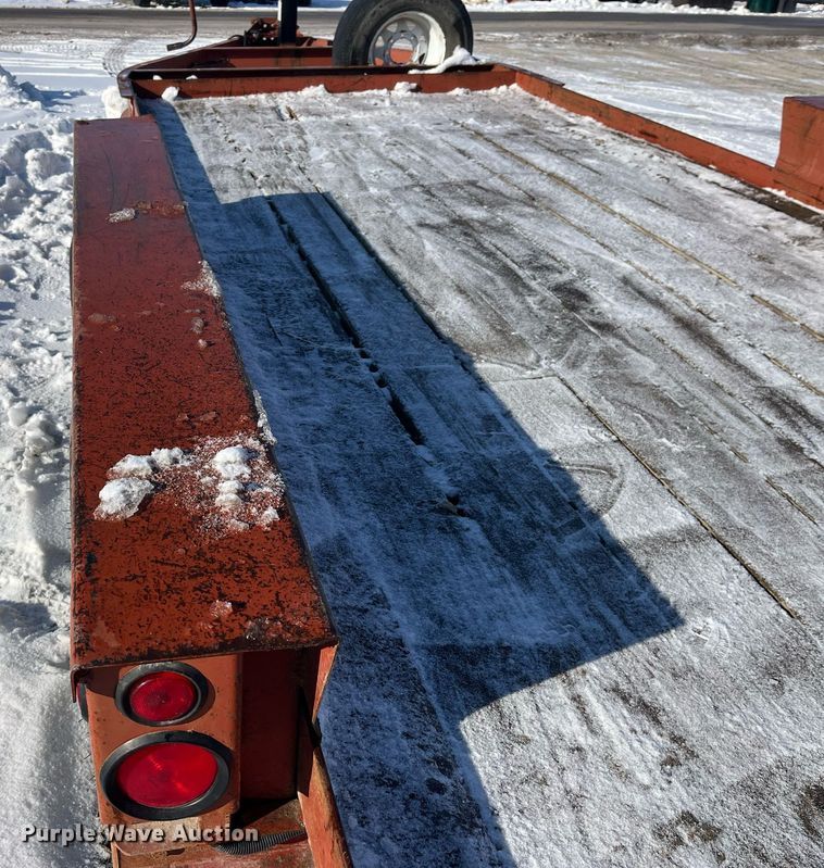 image for item LD9297 2003 Belshe Industries WB12 equipment trailer