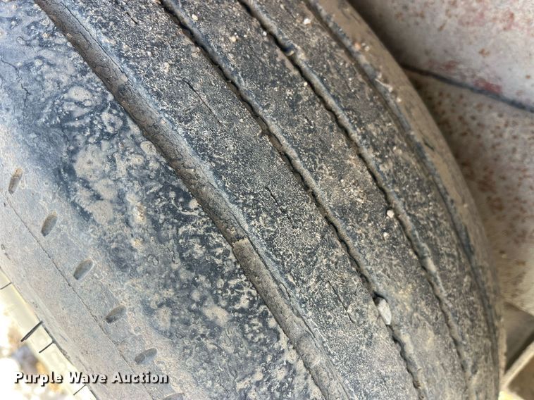 image for item LD9297 2003 Belshe Industries WB12 equipment trailer