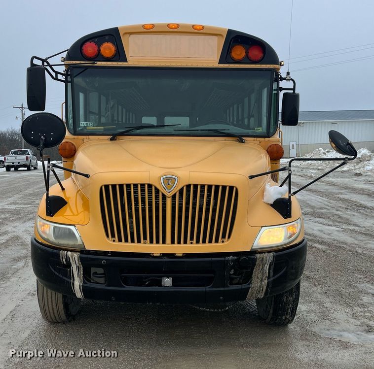 image for item LD9301 2006 International CE300 school bus