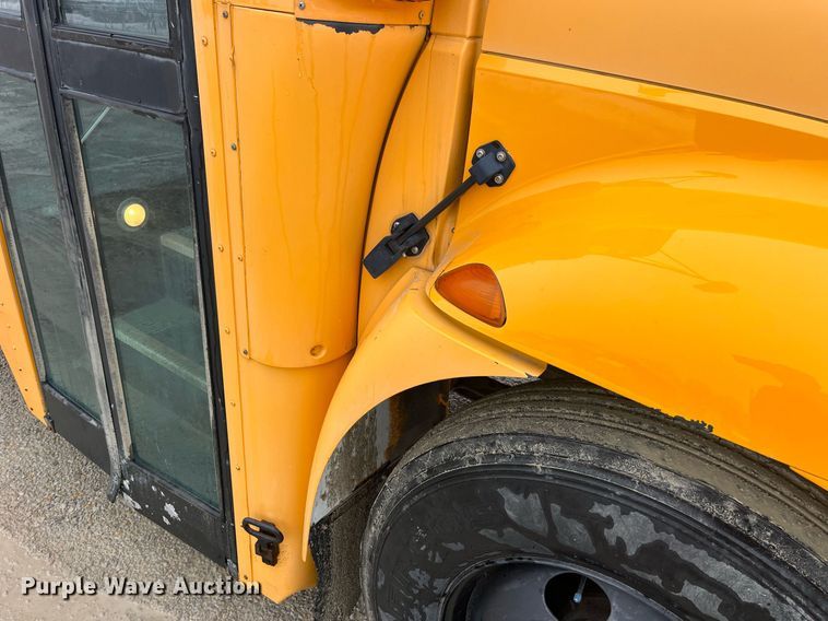 image for item LD9301 2006 International CE300 school bus