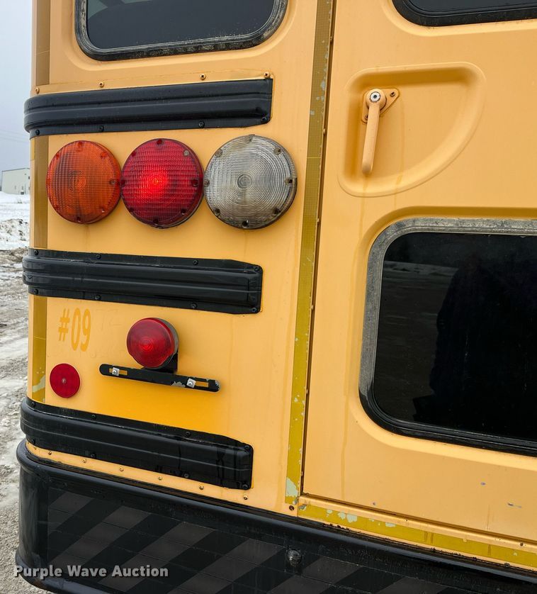 image for item LD9301 2006 International CE300 school bus