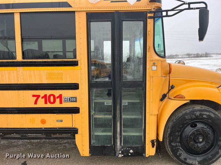 image for item LD9301 2006 International CE300 school bus
