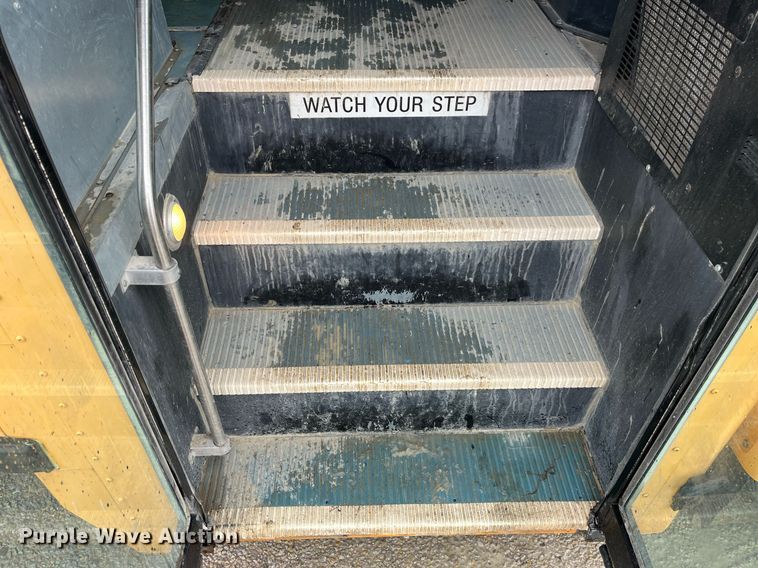 image for item LD9301 2006 International CE300 school bus