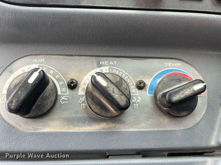 image for item LD9301 2006 International CE300 school bus