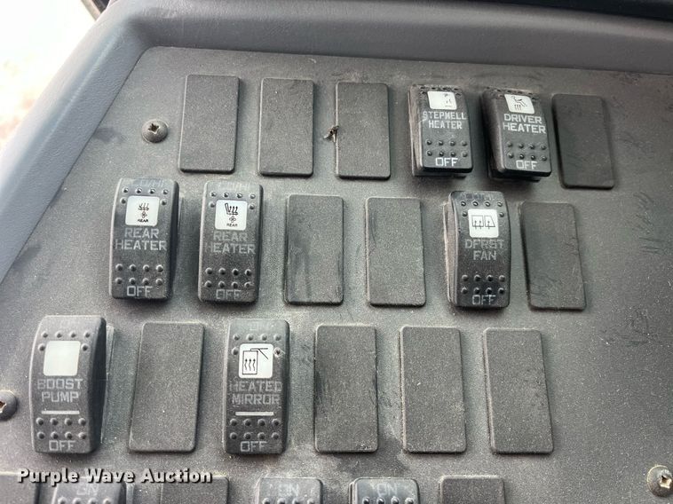 image for item LD9301 2006 International CE300 school bus