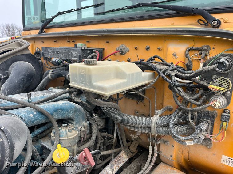 image for item LD9301 2006 International CE300 school bus