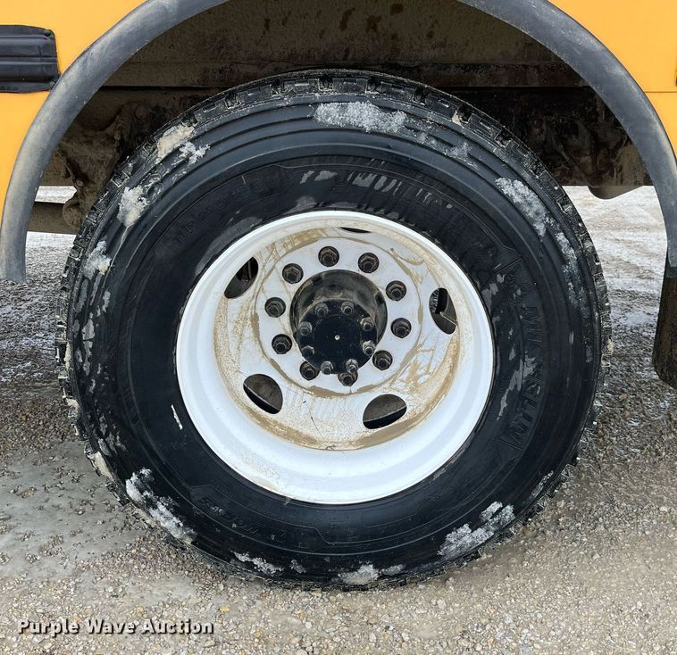 image for item LD9301 2006 International CE300 school bus