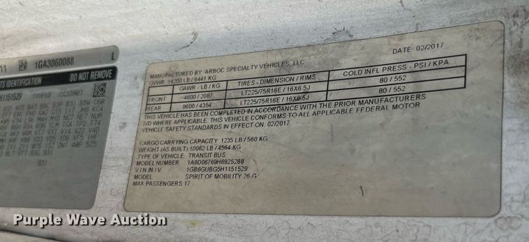 image for item LF9352 2017 Chevrolet Express G4500 shuttle bus