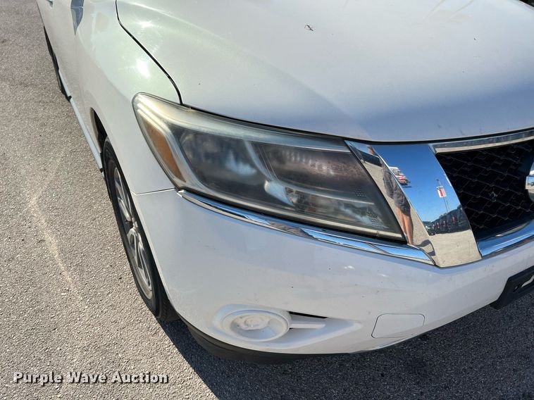 image for item LF9369 2014 Nissan Pathfinder SUV