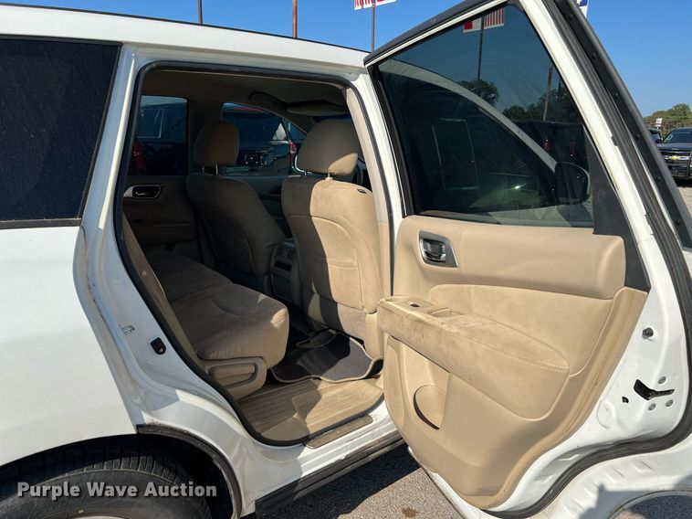 image for item LF9369 2014 Nissan Pathfinder SUV