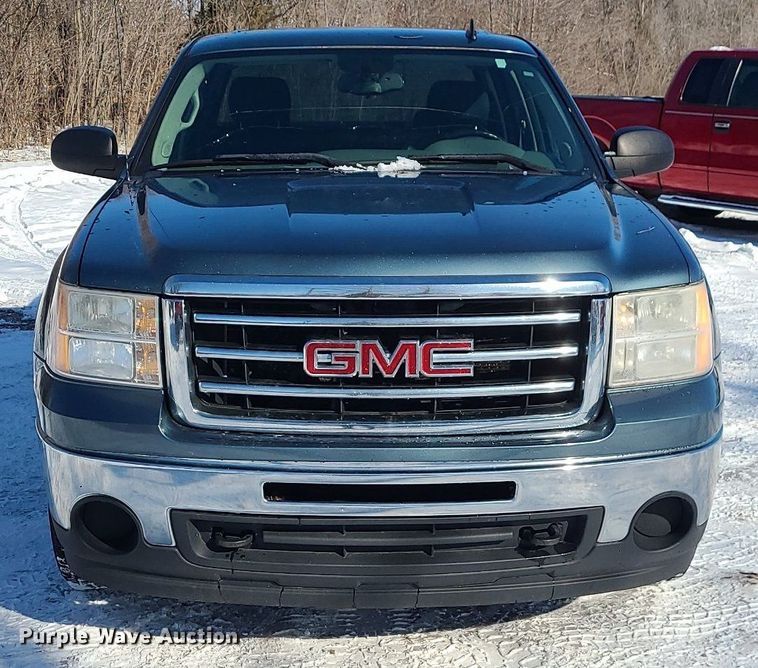image for item LJ9471 2013 GMC Sierra 1500 Crew Cab pickup truck