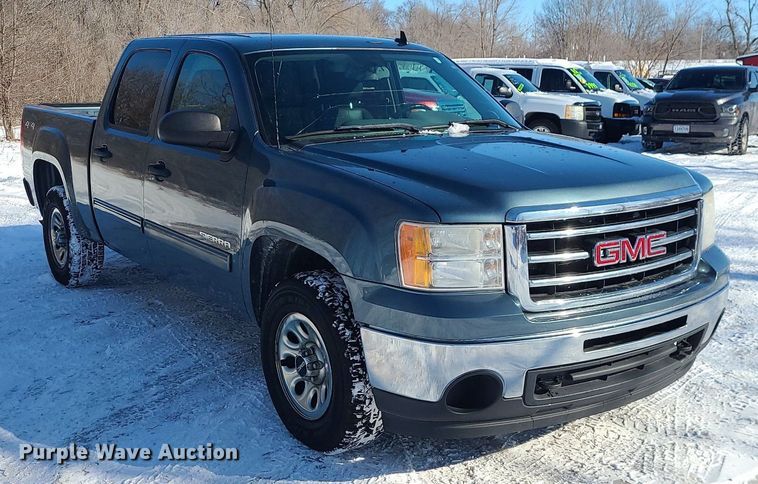 image for item LJ9471 2013 GMC Sierra 1500 Crew Cab pickup truck