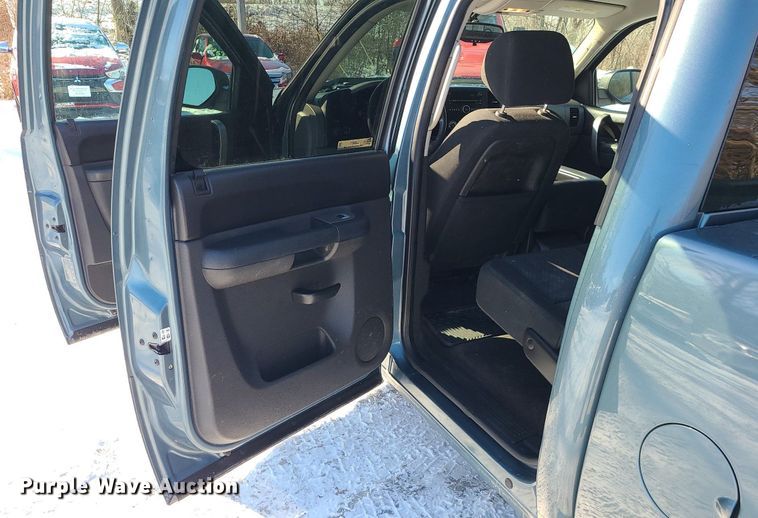 image for item LJ9471 2013 GMC Sierra 1500 Crew Cab pickup truck