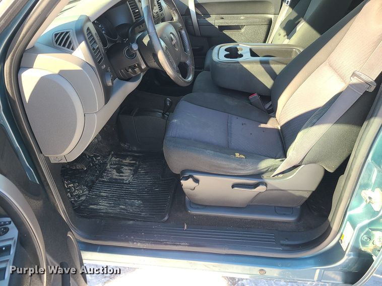 image for item LJ9471 2013 GMC Sierra 1500 Crew Cab pickup truck