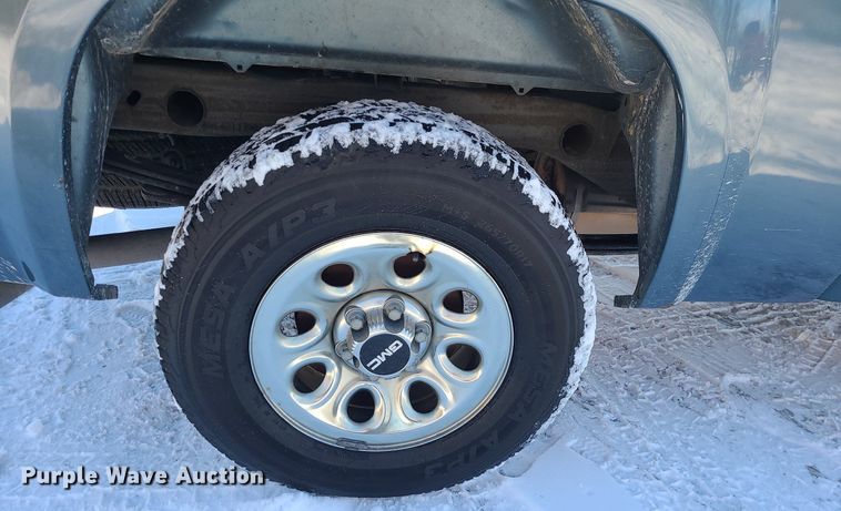 image for item LJ9471 2013 GMC Sierra 1500 Crew Cab pickup truck