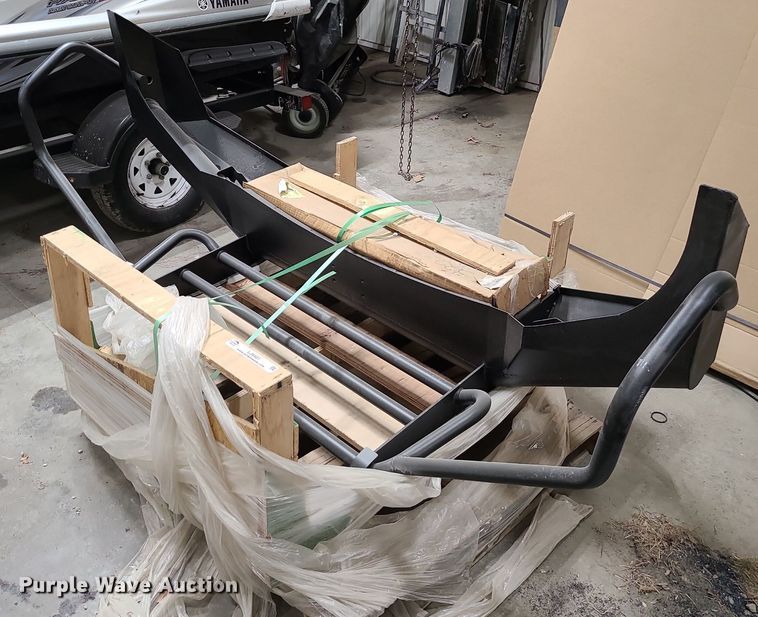 image for item LJ9481 Front bumper