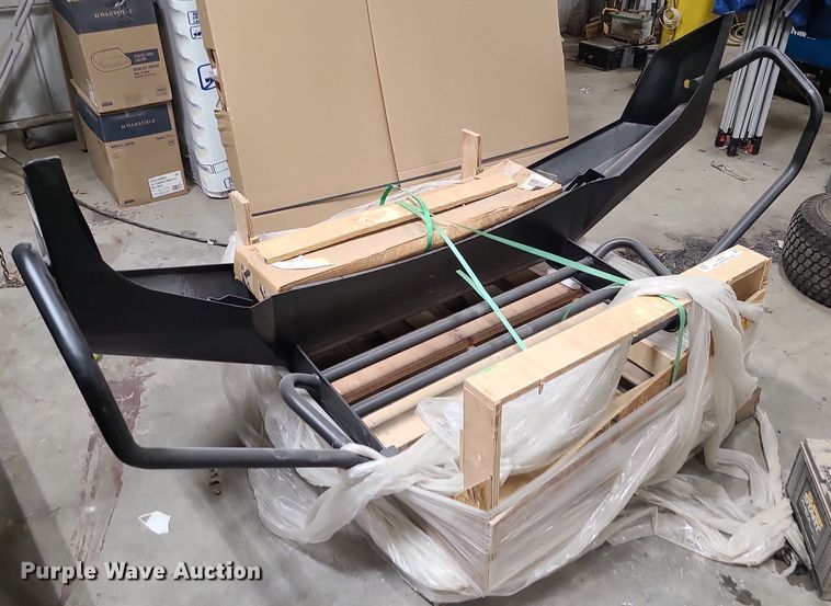 image for item LJ9481 Front bumper