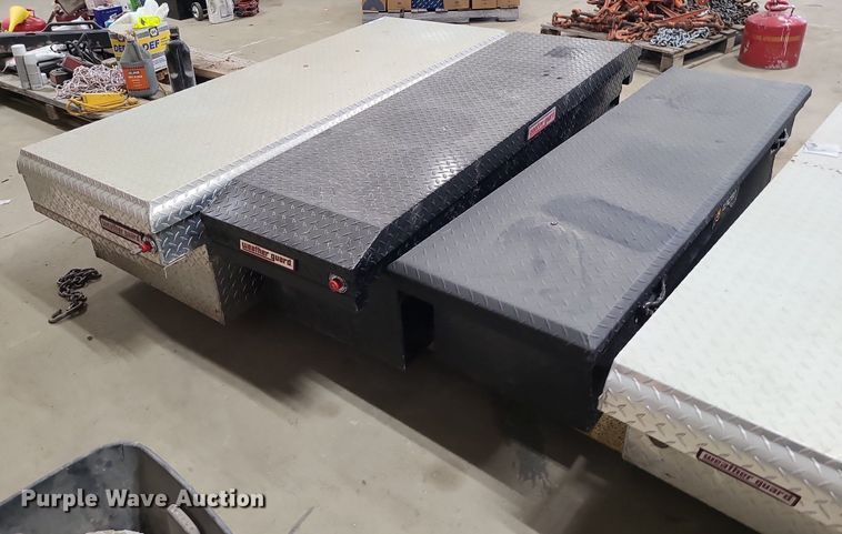 image for item LJ9482 (4) toolboxes