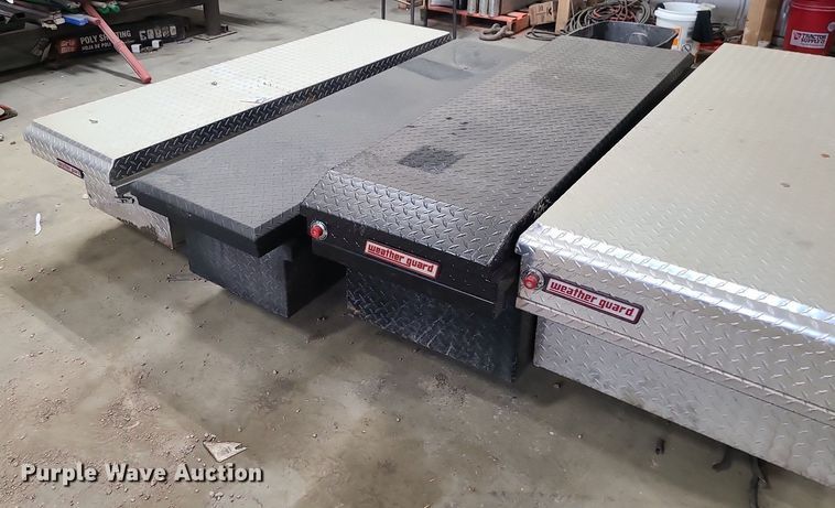 image for item LJ9482 (4) toolboxes