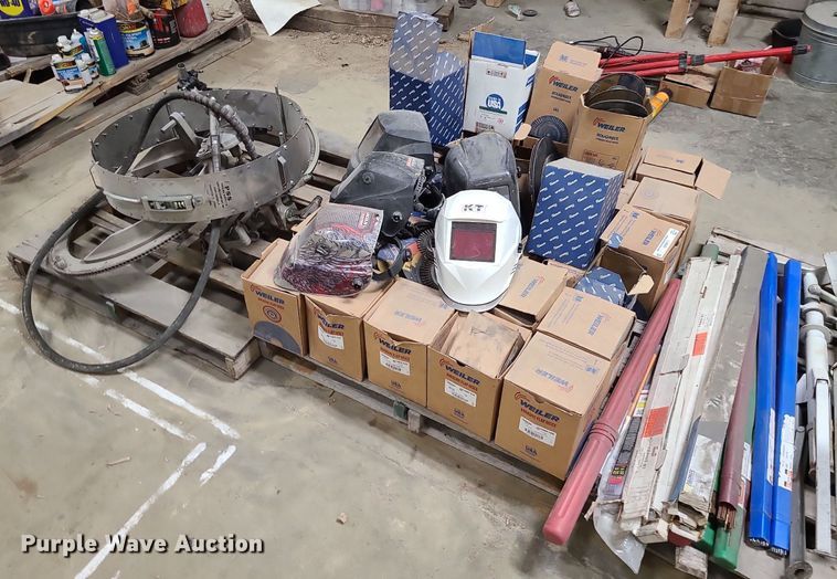 image for item LJ9484 Welding tools and supplies