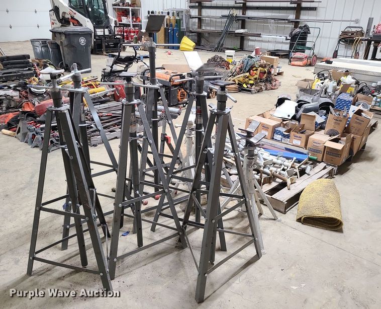 image for item LJ9484 Welding tools and supplies