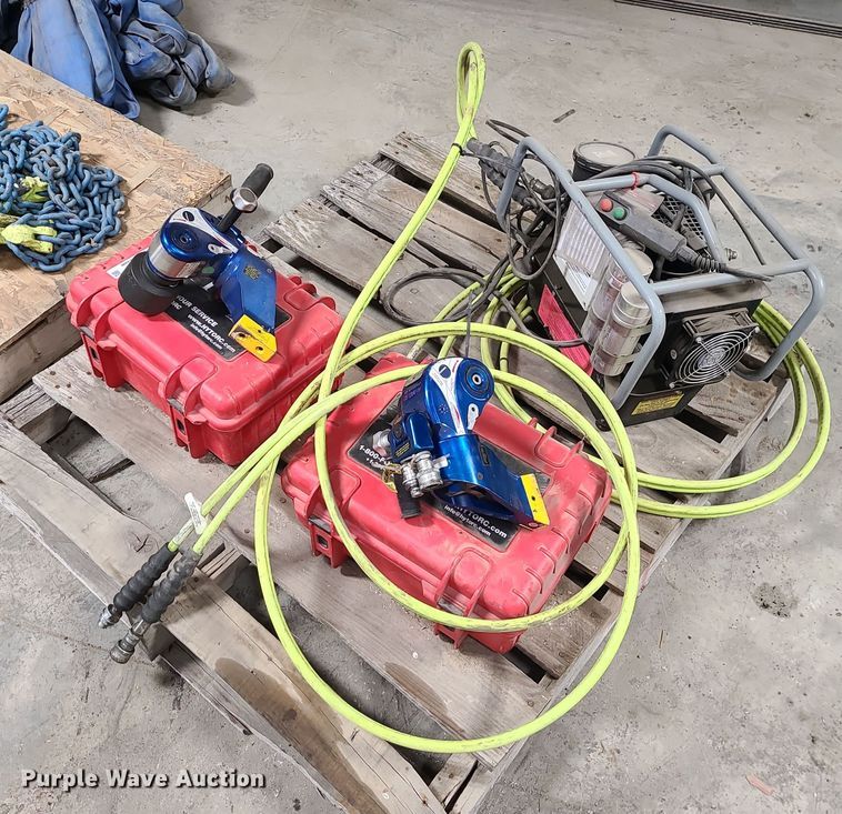 image for item LJ9495 (2) Hytorc hydraulic torque wrenches