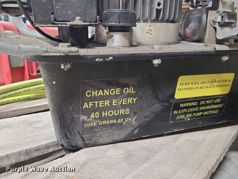 image for item LJ9495 (2) Hytorc hydraulic torque wrenches