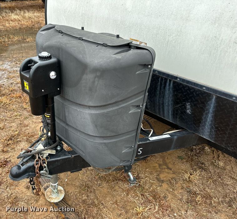 image for item LK9744 2017 Winnebago  1706FB camper