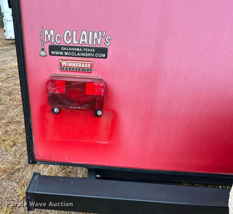 image for item LK9744 2017 Winnebago  1706FB camper