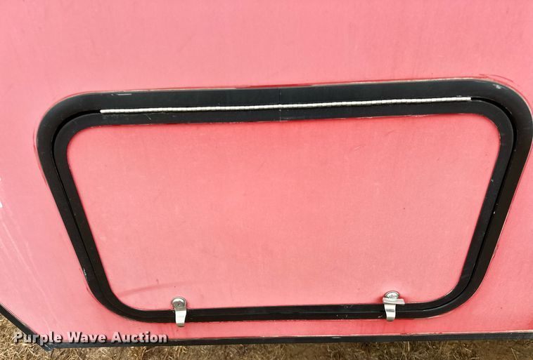 image for item LK9744 2017 Winnebago  1706FB camper