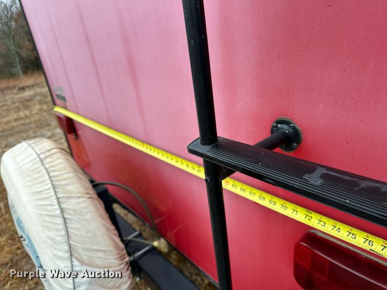 image for item LK9744 2017 Winnebago  1706FB camper