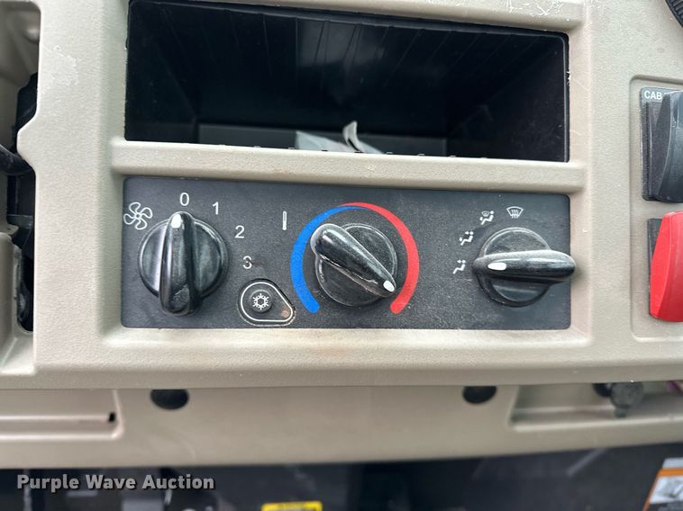 image for item LK9746 2023 John Deere XUV835R Gator utility vehicle