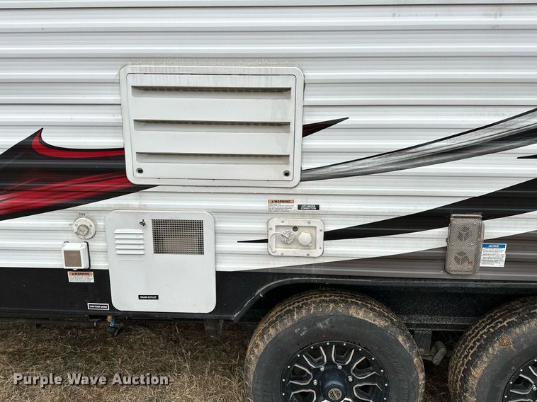 image for item LK9747 2017 Forest River T24FQMX  toy hauler camper