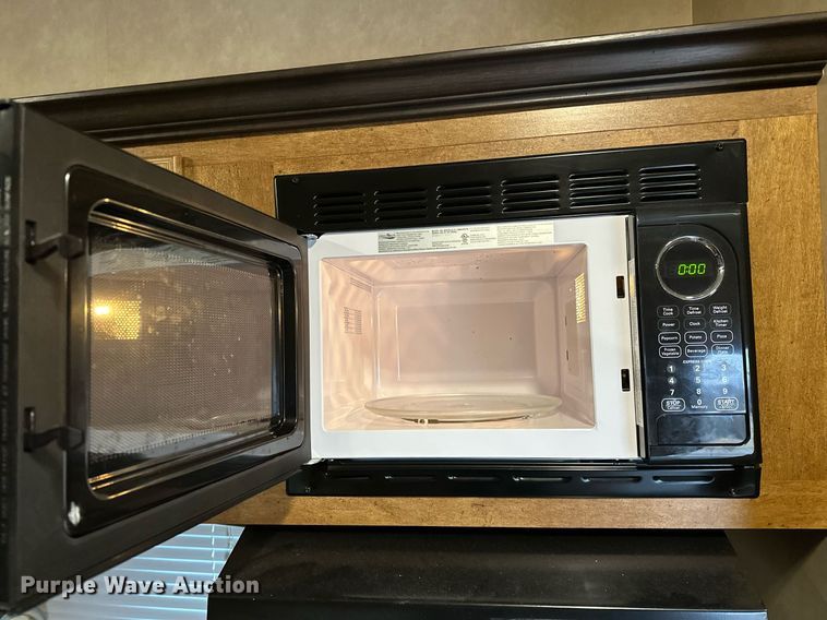 image for item LK9747 2017 Forest River T24FQMX  toy hauler camper