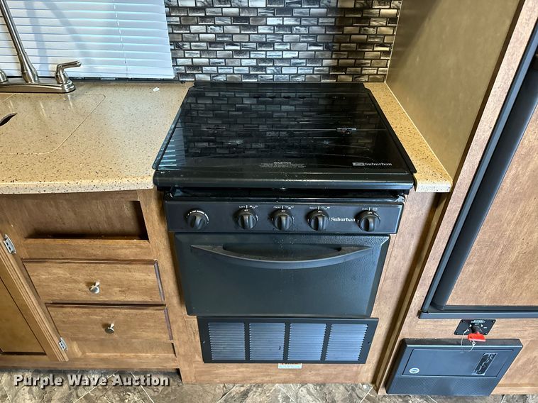 image for item LK9747 2017 Forest River T24FQMX  toy hauler camper