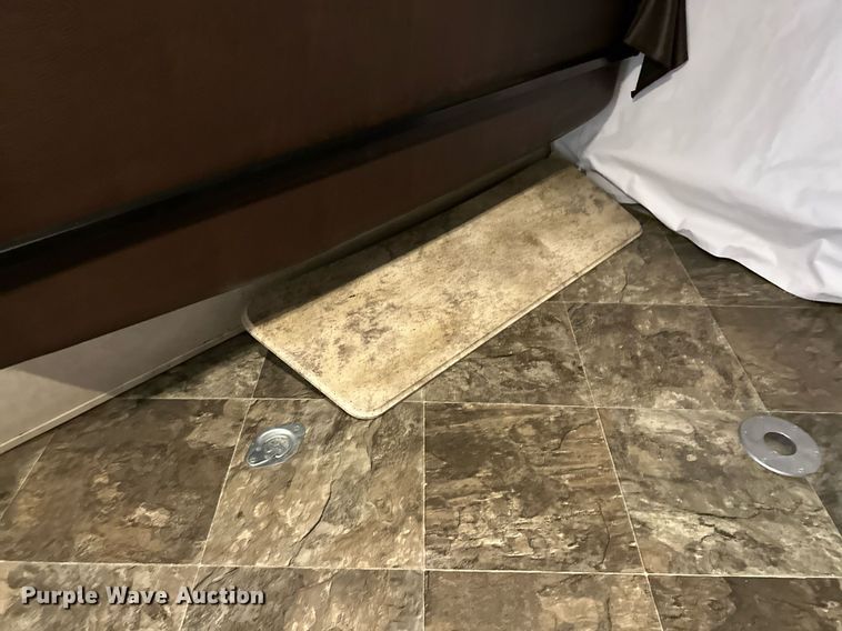 image for item LK9747 2017 Forest River T24FQMX  toy hauler camper