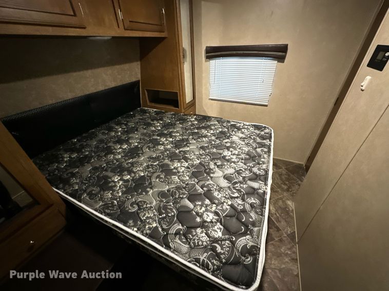 image for item LK9747 2017 Forest River T24FQMX  toy hauler camper