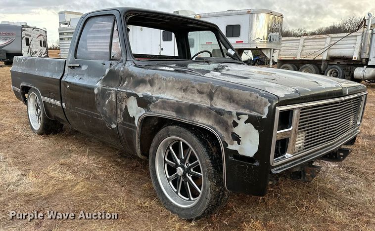 image for item LK9749 1986 GMC  C1500 pickup truck