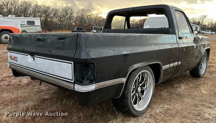 image for item LK9749 1986 GMC  C1500 pickup truck